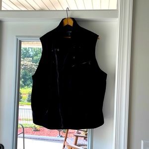 Black Velvet Lauren Outer Ware Vest. Size 3x